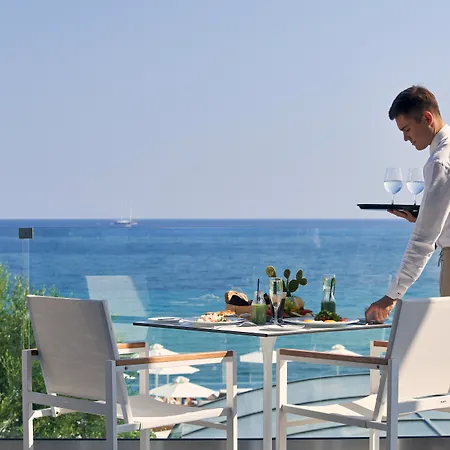 Lesante Blu Exclusive - Adults Only 5* トラガキオン